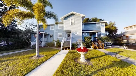 4821 W Flamingo Road Tampa FL 33611