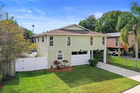 126 82nd Avenue N St Petersburg FL 33702