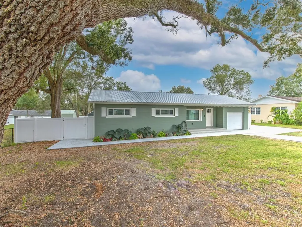 823 Eddy Street Lakeland FL 33803