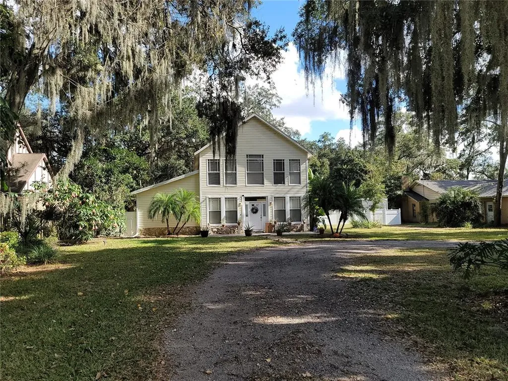 911 N Wilder Road Plant City FL 33566