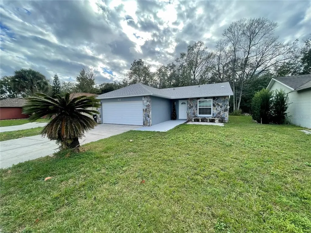 905 Oak Manor Circle Orlando FL 32825