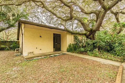 6338 51st Avenue N St Petersburg FL 33709