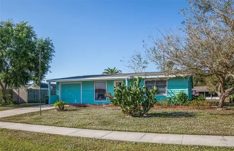 6259 Freemont Street North Port FL 34287