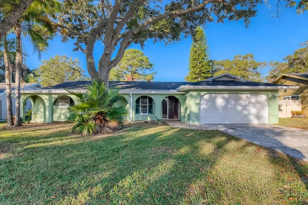 2130 Flamingo Place Safety Harbor FL 34695