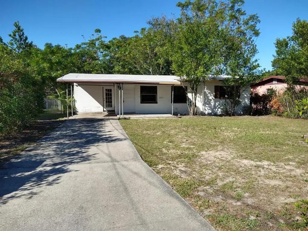 10928 N Hyacinth Avenue Tampa FL 33612