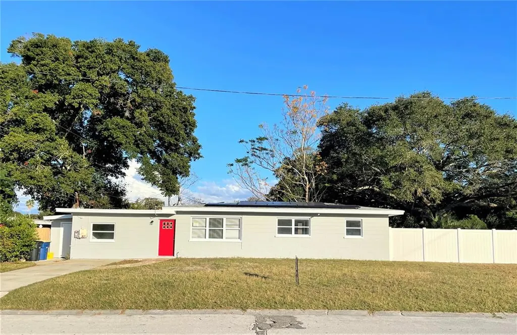 1231 S Evergreen Avenue Clearwater FL 33756