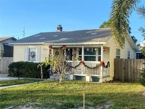 2935 12th Avenue N St Petersburg FL 33713