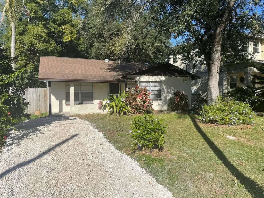 3415 W Bay Avenue Tampa FL 33611