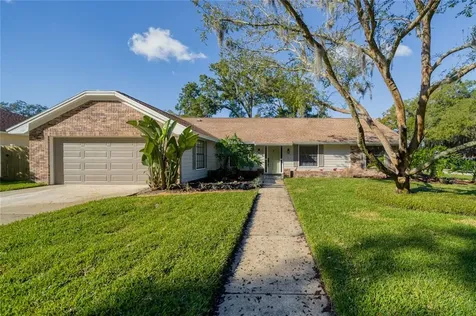 1525 Grace Lake Circle Longwood FL 32750