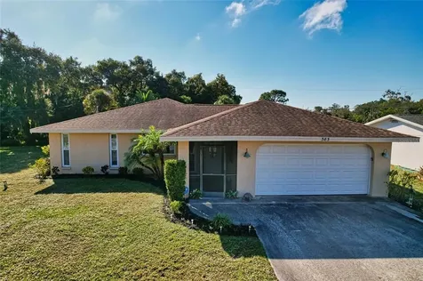 383 E Wentworth Circle Englewood FL 34223
