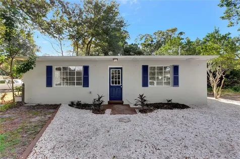 4461 Crestwood Drive N St Petersburg FL 33714
