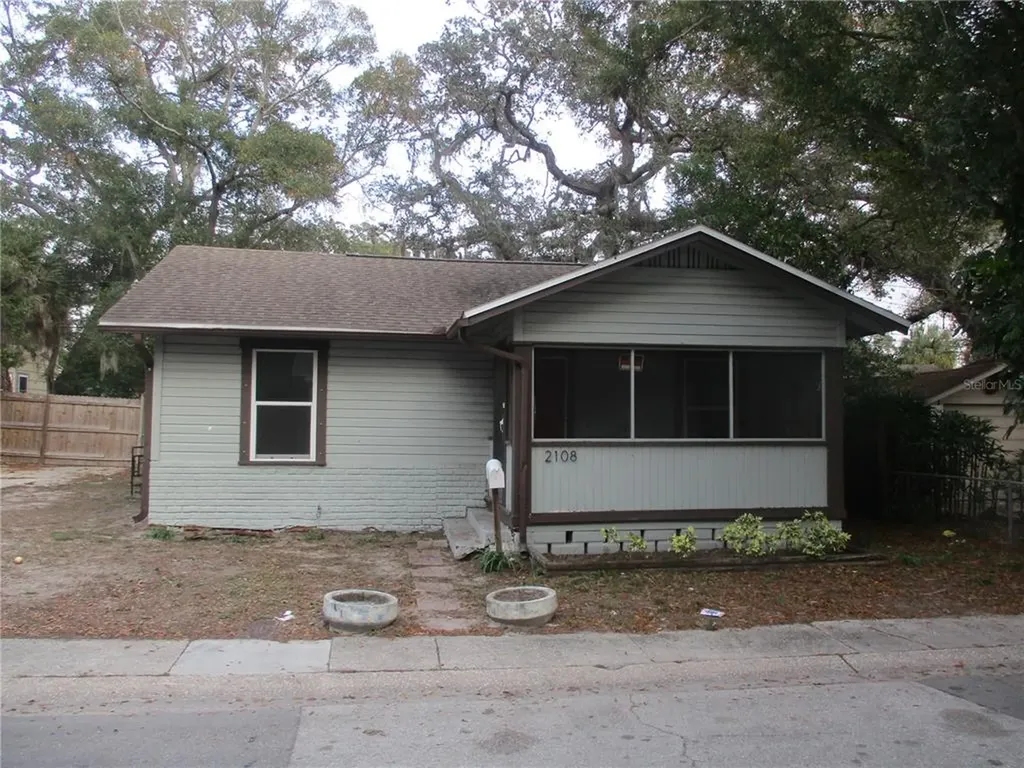 2108 Auburn Street S St Petersburg FL 33712