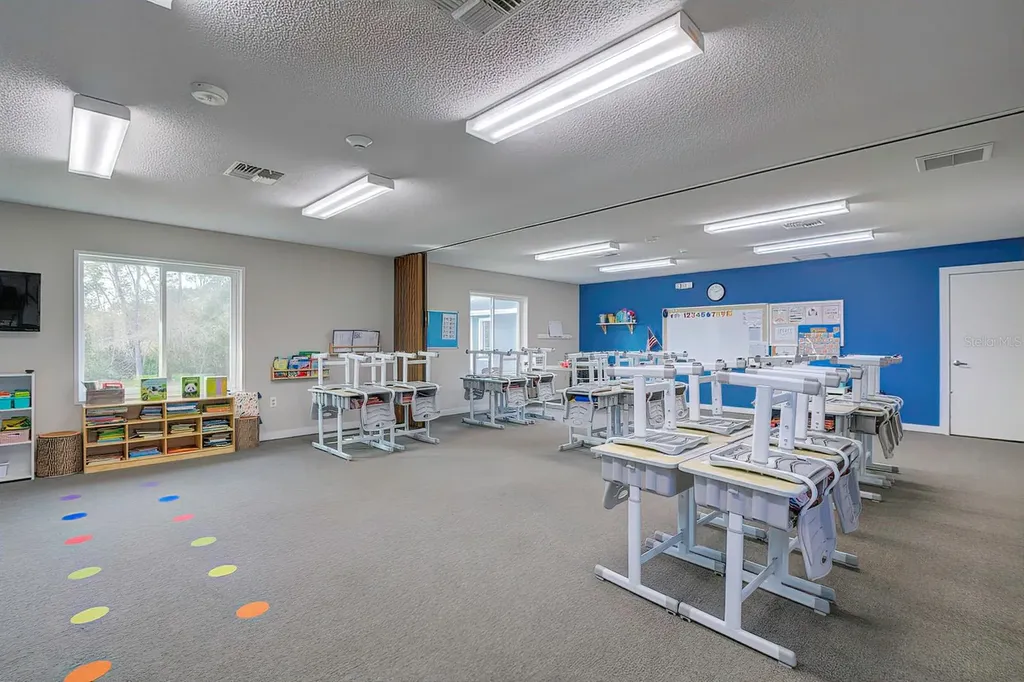 6001 Deltona Boulevard Spring Hill FL 34606