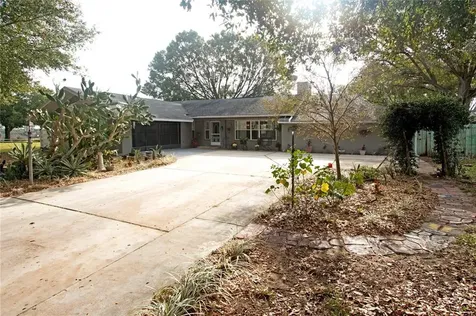 33848 Valencia Drive Leesburg FL 34788