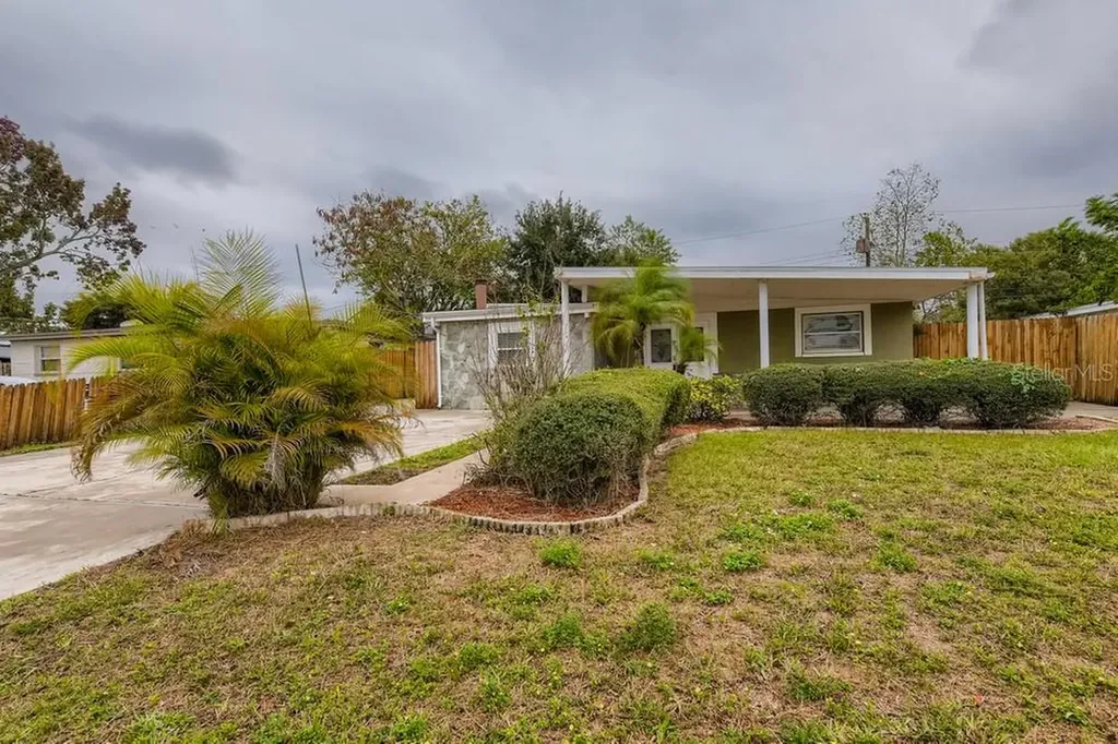 9171 82nd Way Seminole FL 33777
