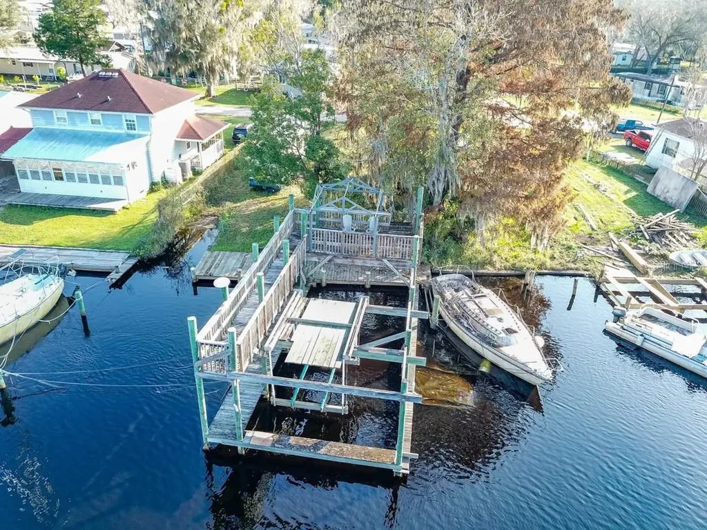 144 Magnolia Trail Satsuma FL 32189