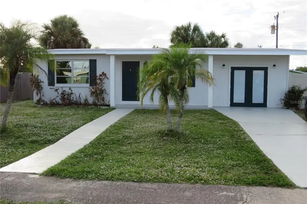 4445 Bayano Street North Port FL 34287