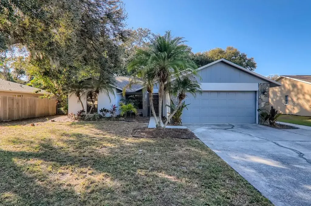 7106 12th Court E Sarasota FL 34243