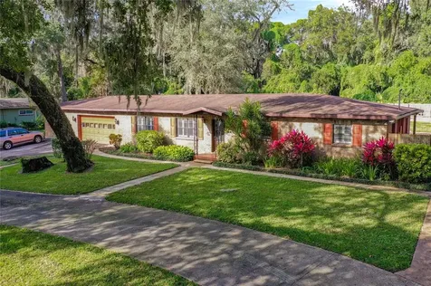 2806 Bloomingdale Avenue Valrico FL 33596
