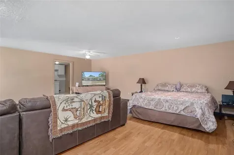 1831 Kim Acres Lane Dover FL 33527