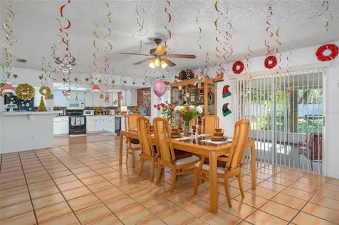 1831 Kim Acres Lane Dover FL 33527