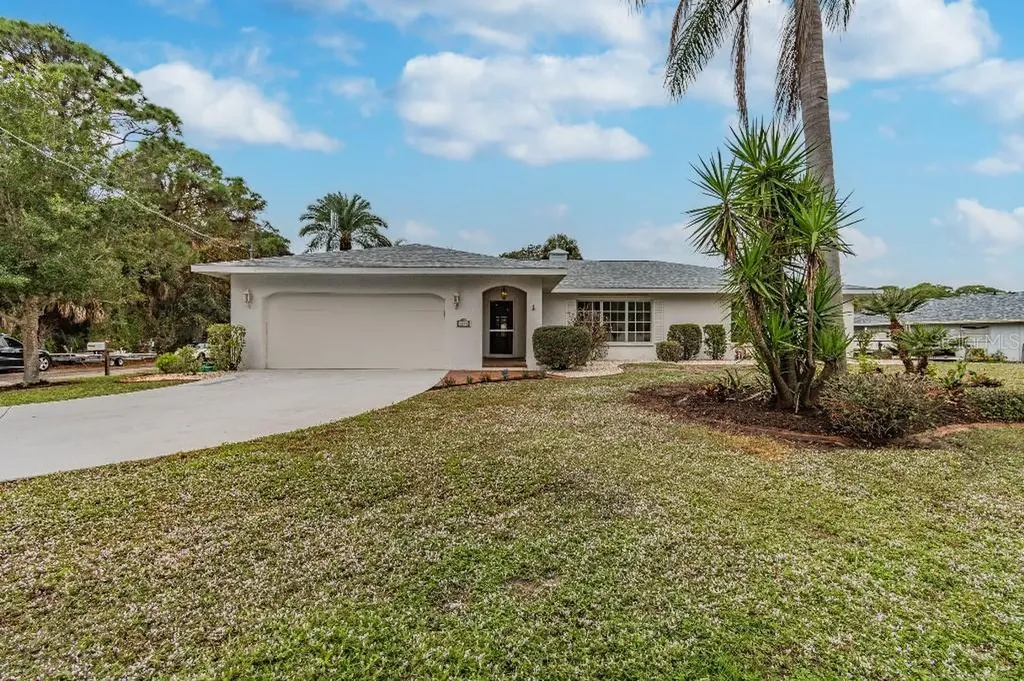 1197 Bayshore Drive Englewood FL 34223
