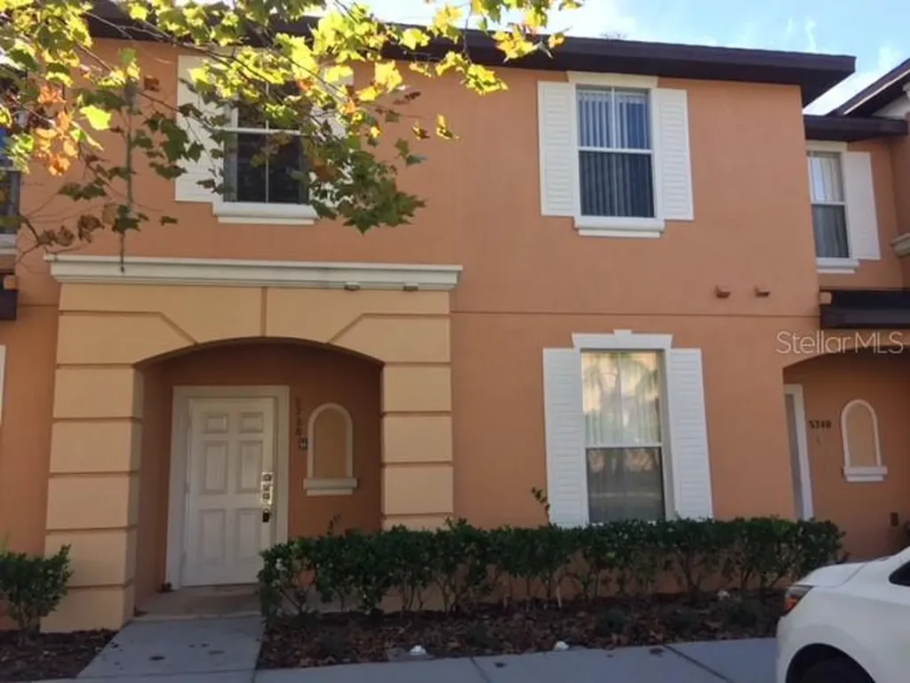 5738 Delorean Drive Kissimmee FL 34746