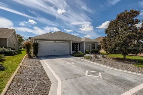 1912 Iglesia Street Lady Lake FL 32159