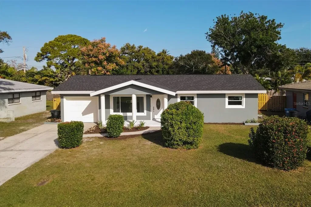 1001 64th Avenue S St Petersburg FL 33705