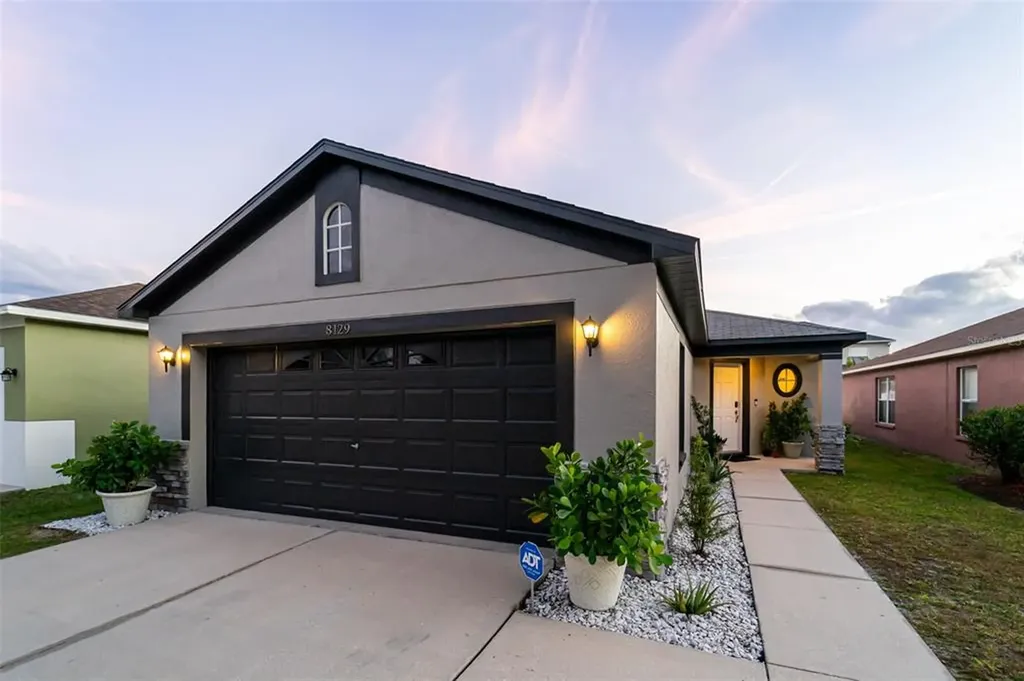 8129 Canterbury Lake Boulevard Tampa FL 33619