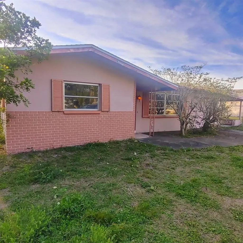 1064 Glenwood Drive Dunedin FL 34698