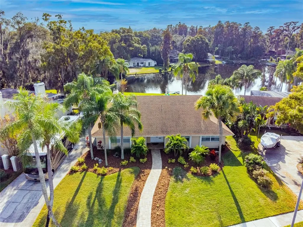 11716 Lipsey Road Tampa FL 33618