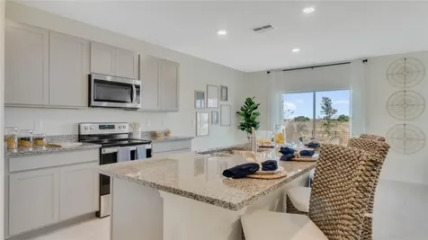2656 Magnolia Avenue Davenport FL 33837