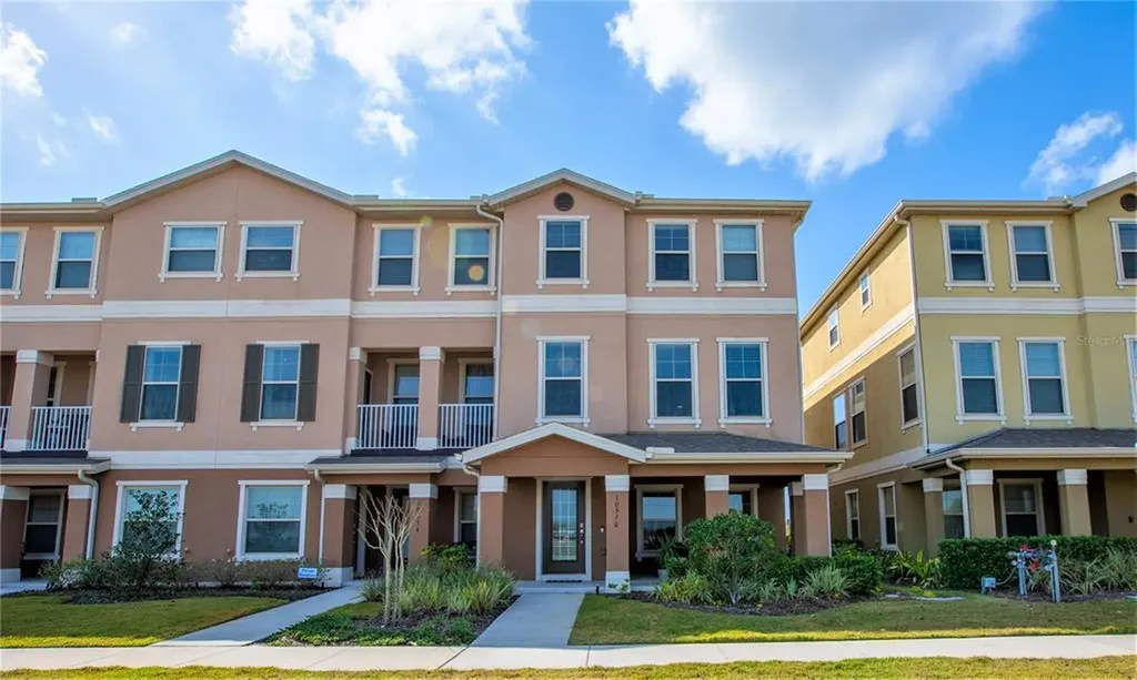 10570 Green Ivy Lane Orlando FL 32832