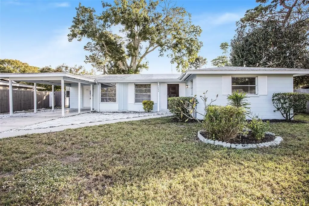 4633 Naomi Ridge Lane Sarasota FL 34233