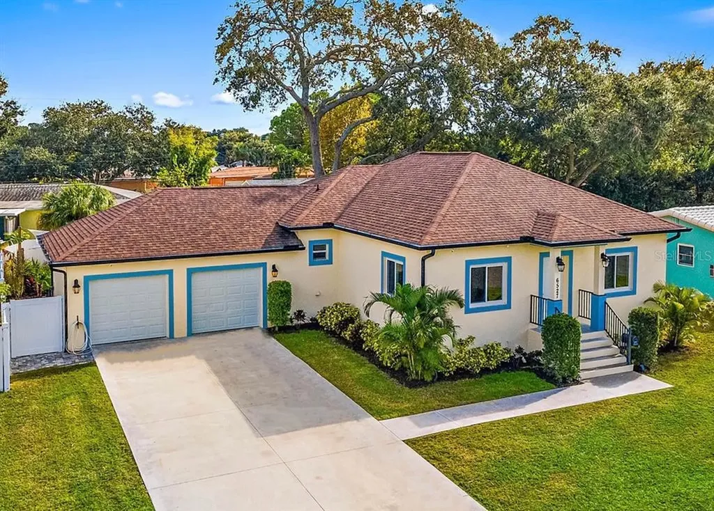 6527 Kent Drive N St Petersburg FL 33702