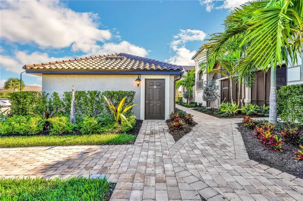 5634 Palmer Circle Bradenton FL 34211