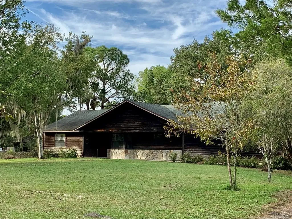4600 Burkholm Road Mims FL 32754