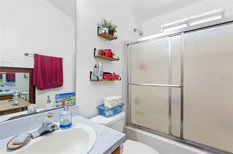 9687 Hollyhill Drive Orlando FL 32824