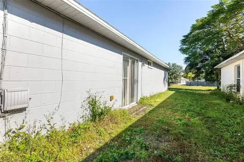 9687 Hollyhill Drive Orlando FL 32824