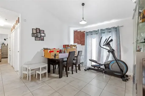 9687 Hollyhill Drive Orlando FL 32824