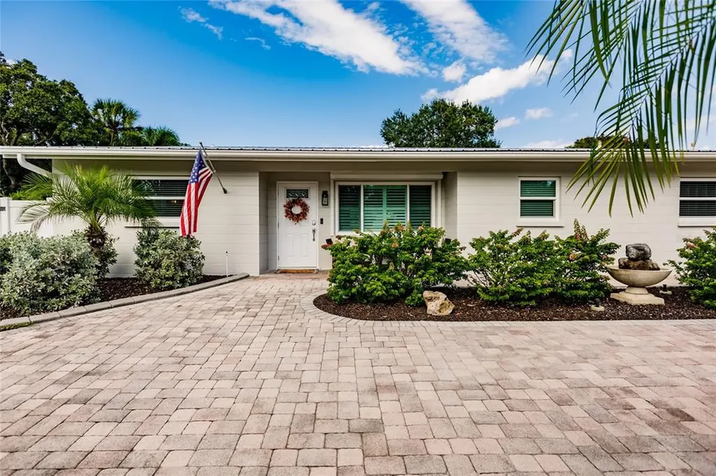 2437 Clematis Street Sarasota FL 34239