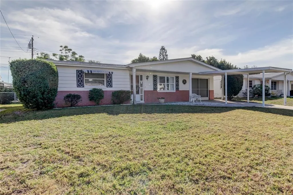 4640 Tropical Lane Holiday FL 34690