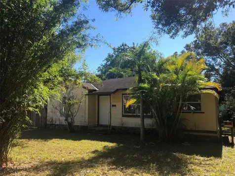 2556 48th Avenue N St Petersburg FL 33714