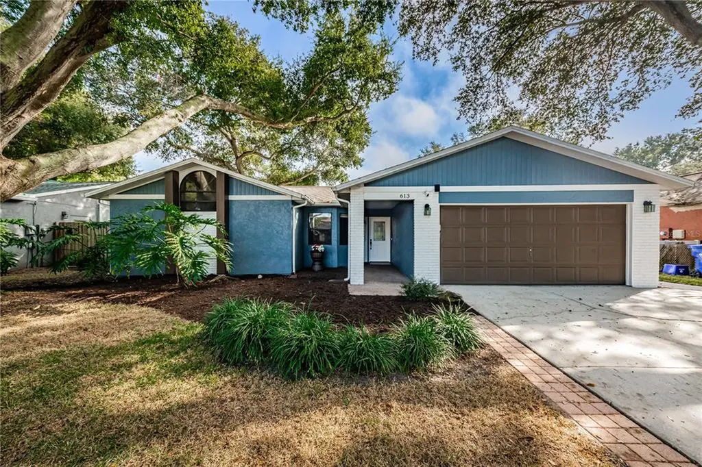 613 Crystal Drive Palm Harbor FL 34683