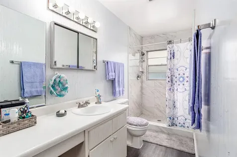 2270 NW 21st Avenue Gainesville FL 32605