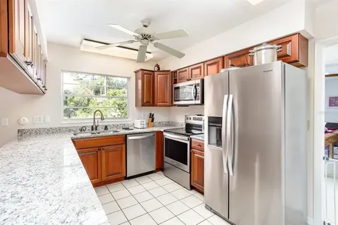 2270 NW 21st Avenue Gainesville FL 32605