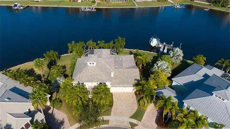 5323 Fishersound Lane Apollo Beach FL 33572