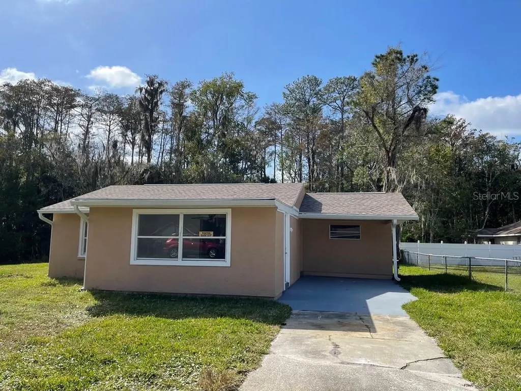 203 S Stone Street Bunnell FL 32110