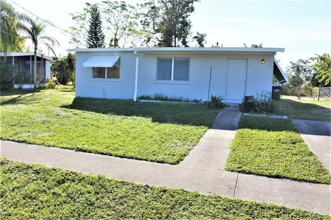 8695 Dorothy Avenue North Port FL 34287
